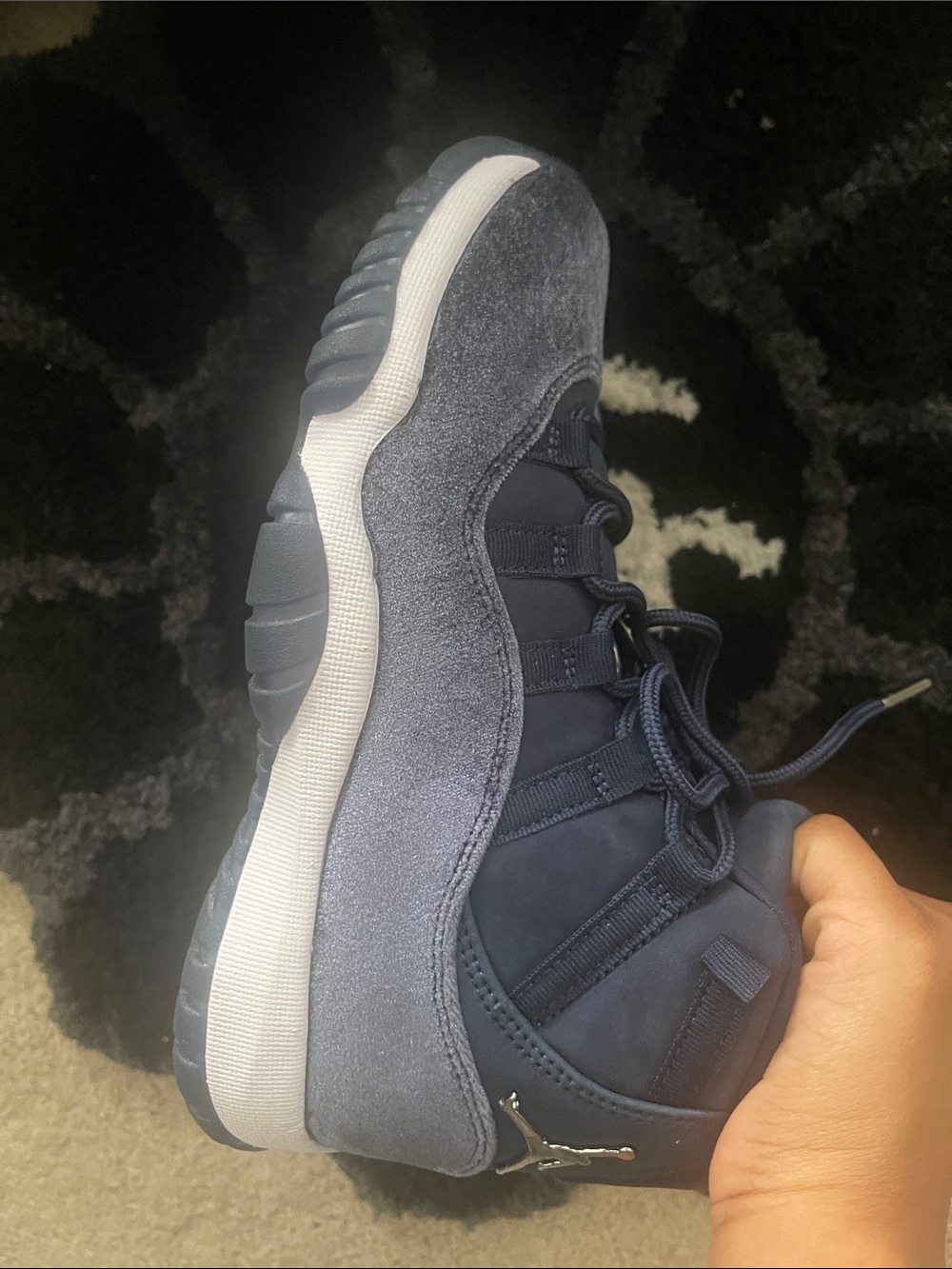 Women’s navy retro 11 jordan sneakers - Picture 5 of 5